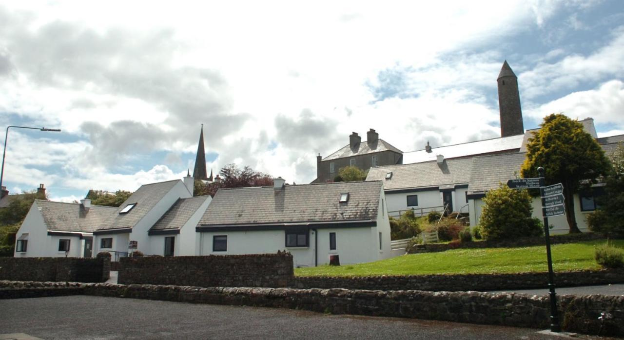 The Old Deanery Holiday Vacation Homes Killala Exterior foto